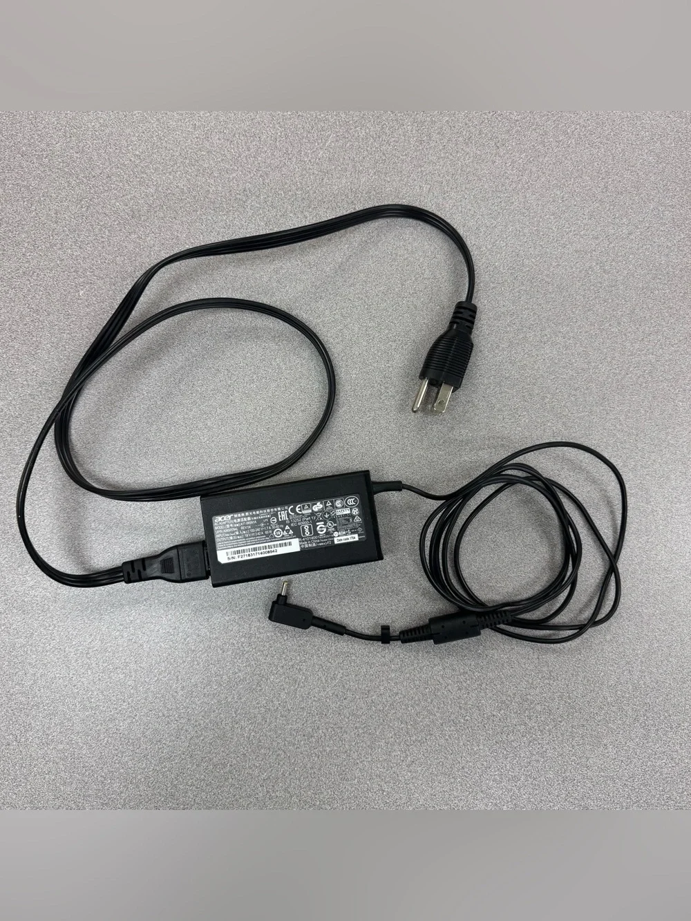 Acer Black AC Power Adapter with Right-Angle DC Plug-Chromebook